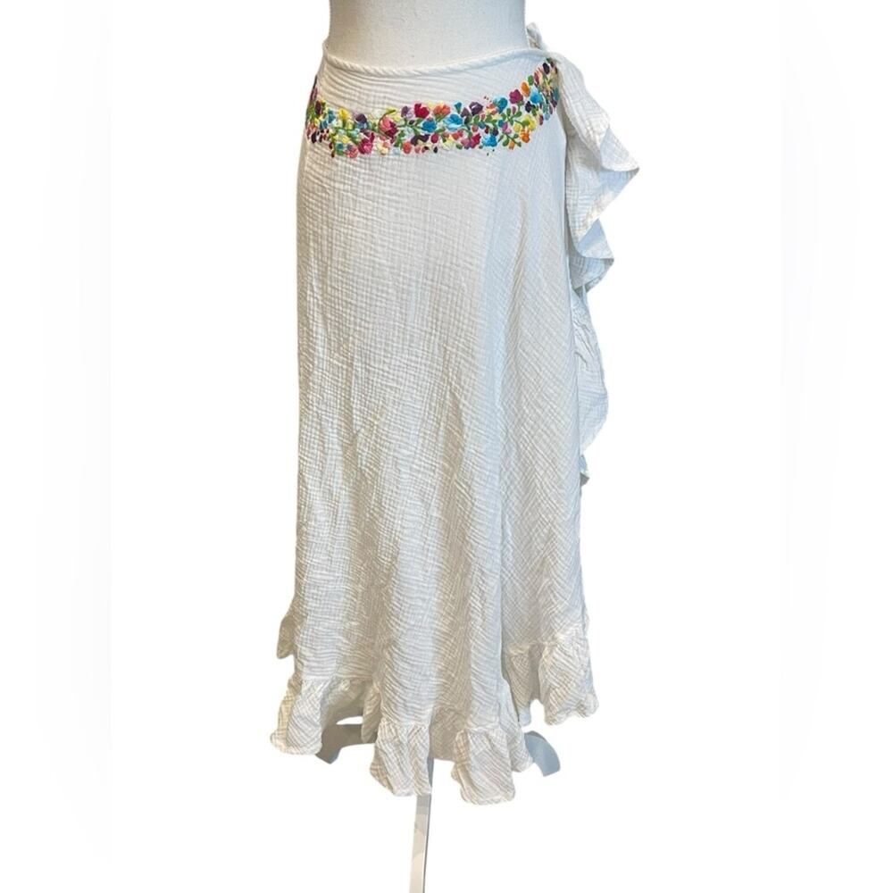 Margarita Mercantile White Ruffled Skirt with Colorful wrap skirt Size:M